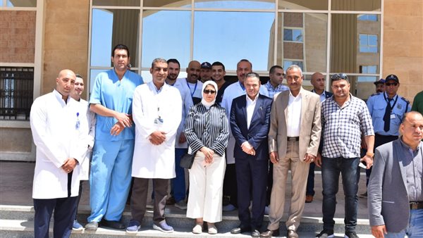 وزيرة الصحة تتفقد مستشفى العلمين وتوجه بسرعة الانتهاء من أعمال التطوير.. زايد توجه بتوفير كافة الرعاية اللازمة لسيدة مسنة دون أهلية مع توفير أجهزة تعويضية لها (صور)