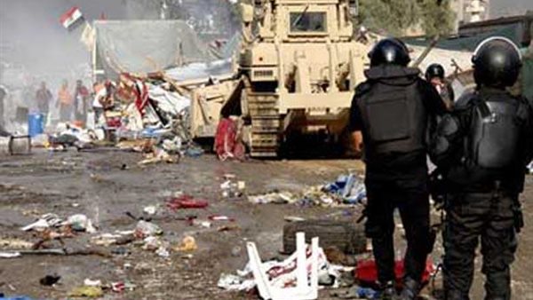 مصطفى بكري: 8 شهداء و156 مصاب من الشرطة ومقتل 607 من الإرهابيين في رابعة والنهضة (فيديو)