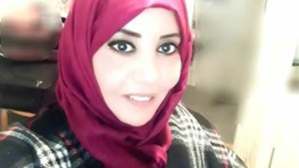 كاتبة يمنية تنفعل على الهواء: الجميع تآمروا على عدن وحولوها لـ «حظيرة مواشي» (فيديو)