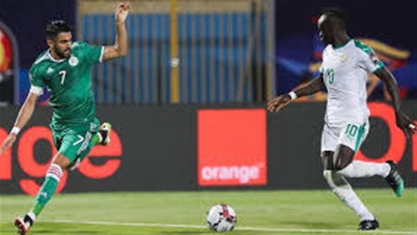 أموال مشاهير اليوتيوبر الحرام وعلاقتهم بالإخوان وحكايات صحفي النجوم مع  مانى ومحرز فى 90 دقيقة .. الليلة