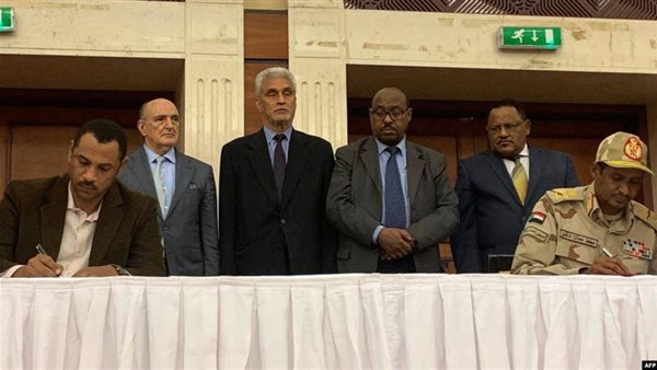 نائب سابق بالبرلمان السوداني: اتفاق اليوم خطوة نحو التحول المدني الديمقراطي وتداول السلطة (فيديو)