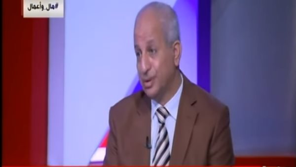 جمال عسكر يكشف أسباب توجه الدولة لتحويل السيارات إلى الغاز الطبيعي (فيديو)