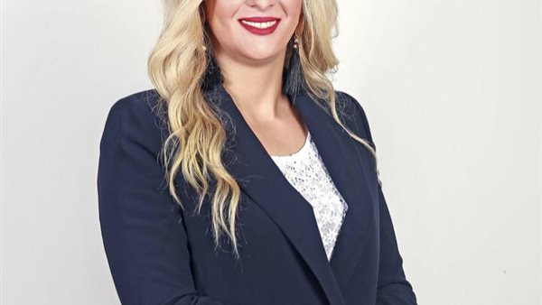 سمر شبانه تفحم ريهام سعيد علي الهواء: ما كنتي تخينة ولازم تعتذري (فيديو)