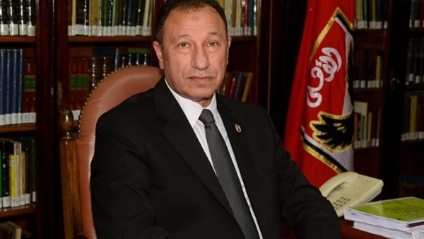 هاني حتحوت يكشف آخر تحركات الأهلي للتعاقد مع مدرب أجنبي (فيديو)