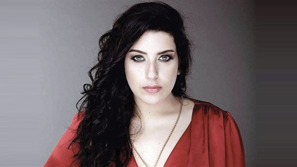 مخرجة كويتية توجه رسالة للسيسي قبل زيارته للكويت غدا (فيديو)