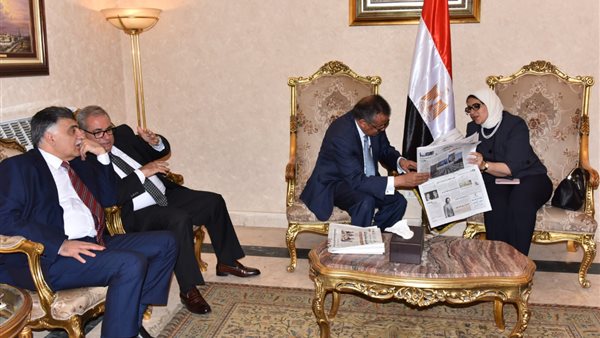 بعد زيارته لمصر التي استمرت يومين..وزيرة الصحة تودع مدير عام منظمة الصحة العالمية بمطار القاهرة الدولي (صور)