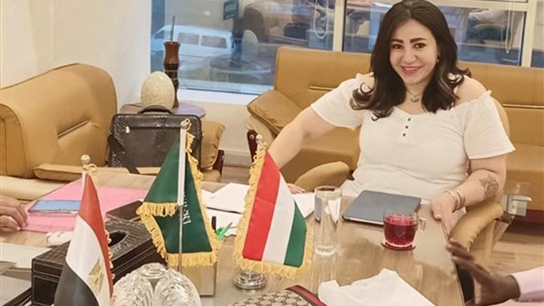 هيا فياض أمينا عاما للإعلام للمجالس الشعبية المحلية على مستوى الجمهورية (صور)