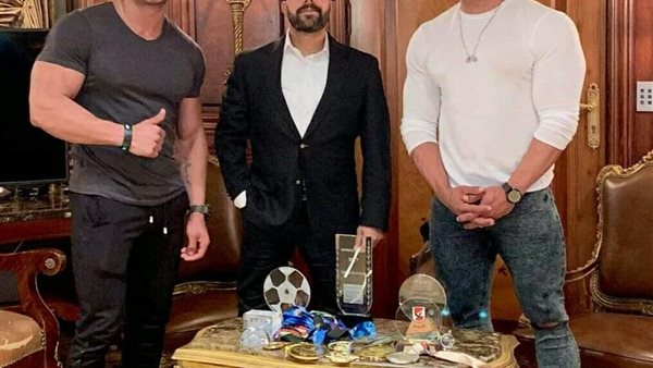 وصول أبطال كوسكوات الي 