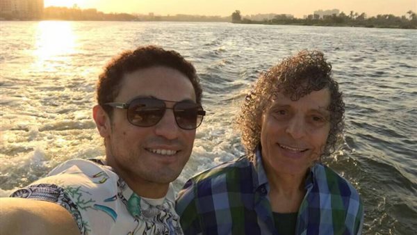 والد محمد علي: «ابني راح مني.. وياريته مات زي أخوه» (فيديو)