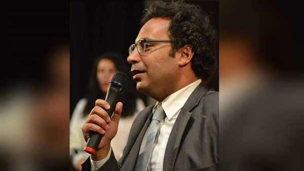 أستاذ أدب عربي: شخصية 