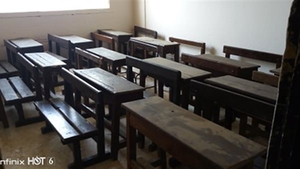 مجلس الاباء بمدرسة نزلة سلام يشكر محافظ الجيزة ووكيل وزارة التعليم لتلبية مطالبهم وارسال 112 مقعد