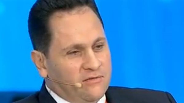 المخرج تامر الخشاب يكشف كواليس عرضه المثير أمام الرئيس بمؤتمر الشباب