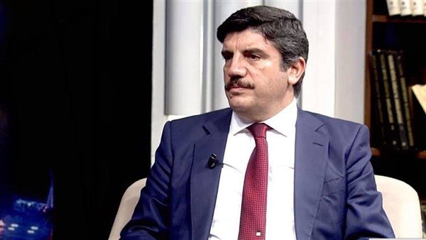 عماد أبوهاشم يكشف تفاصيل صناعة الكذب في قنوات الإخوان.. «ياسين أقطاي كلمة السر» (فيديو)