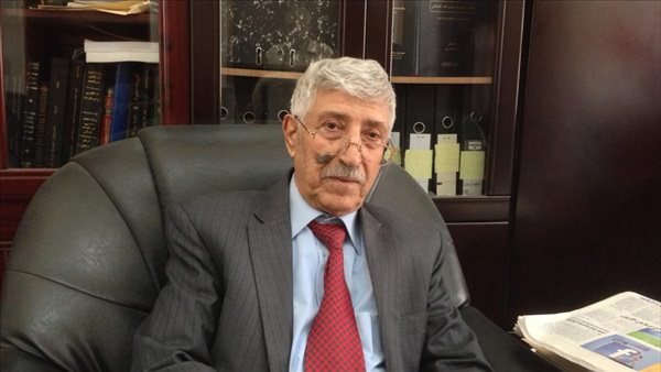 عبد العزيز المقالح: مصر هى قلب العروبة وأحمد شوقى أهم شاعر بعد المتنبى