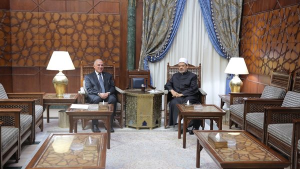 خلال استقباله وزير الموارد المائية والري..الإمام الأكبر: نهر النيل شريان الحياة للمصريين والمحافظة عليه واجب ديني وقومي