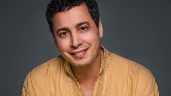 المنشد المغربي عبد السلام الحسني في حفل ضخم بسينما ميغاراما