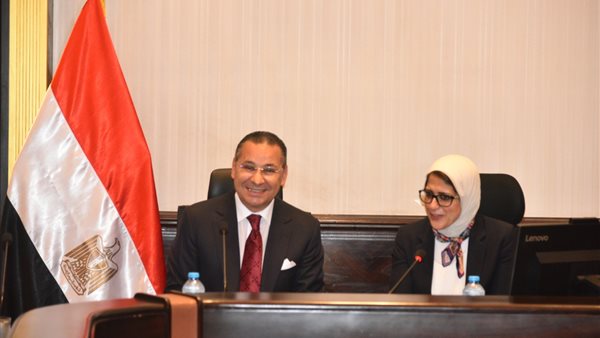 وزيرة الصحة تبحث تنفيذ مستشفيات ووحدات سابقة التجهيز مع إحدى الشركات الإيطالية (صور)