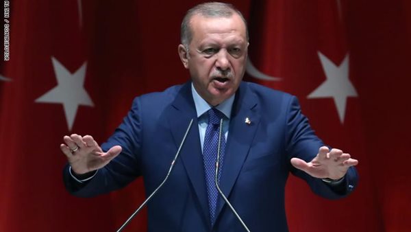 صحفي كردي يكشف ما يحدث على الأرض من شمال سوريا: هدف أردوغان نهب النفط وتحرير داعش