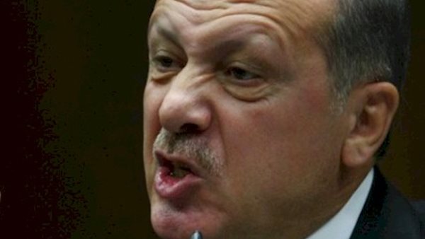 مدير مكتب الأهرام بأنقرة يكشف أضرار العدوان التركي في سوريا على اقتصاد تركيا (فيديو)