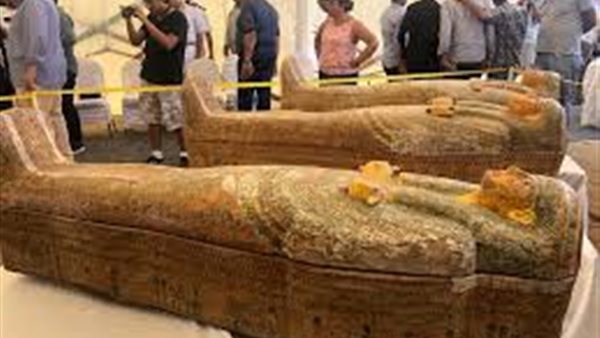 وزير الآثار : «خبيئة العساسيف» عثر عليها بالجبل ولا صحة لما يتردد من شائعات (فيديو)