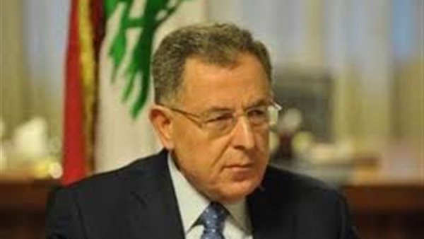 فؤاد السنيورة يطالب بتشكيل حكومة جديدة برئاسة الحريري لحل الأزمة اللبنانية (فيديو)