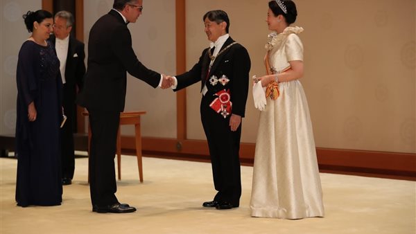 وزير الأثار يشارك في حفل تنصيب إمبراطور اليابان (صور)