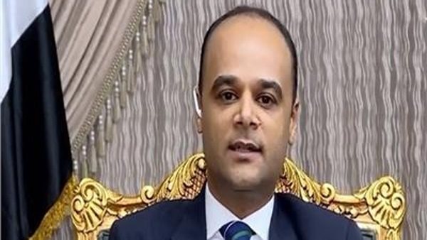 نادر سعد: «بعض الوزراء عانوا من التكدس المروري أمس ووصلوا إلى منازلهم بعد 5 ساعات» (فيديو)