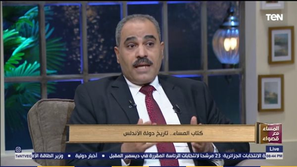 رئيس قسم التاريخ بكلية الآداب جامعة عين شمس يوضح بداية فتح بلاد الأندلس على يد طارق ابن زياد (فيديو)