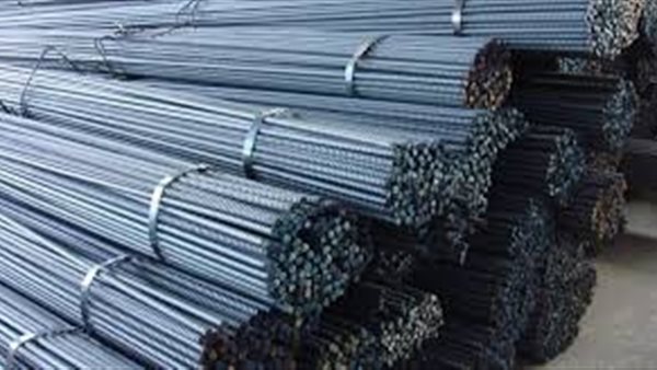 رئيس المجلس التصديرى لمواد البناء يتوقع استمرار تراجع أسعار الحديد (فيديو)