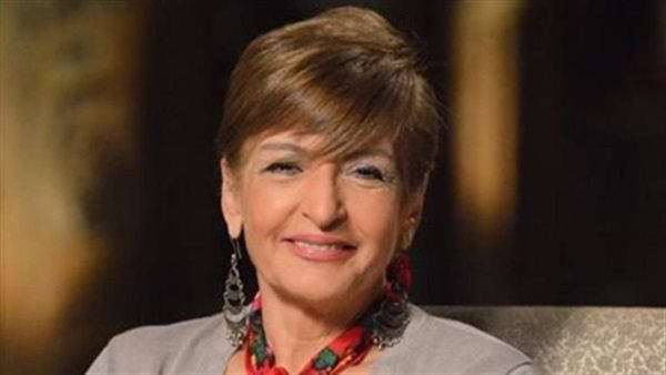 ليلي عز العرب تكشف سبب عملها كمذيعة فى برنامج «3 ستات» (فيديو)