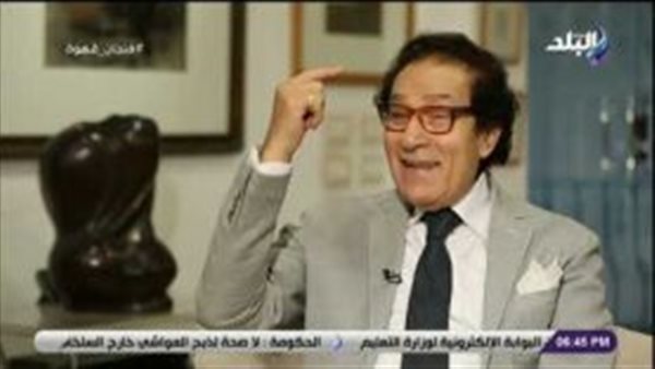 فاروق حسنى : «لو كنت وزير ثقافة حاليا كنت خليت الوزارة فى جيب كل واحد» (فيديو) 