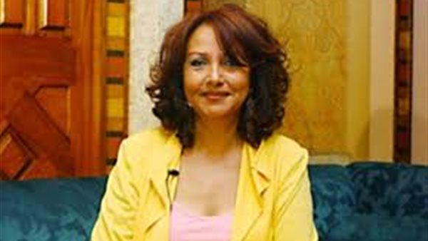 سلمى الشماع: «كنت بشم رائحة حلوة بماسبيرو زمان.. الستات كانت كأنها ماشية في الشانزليزيه» (فيديو)