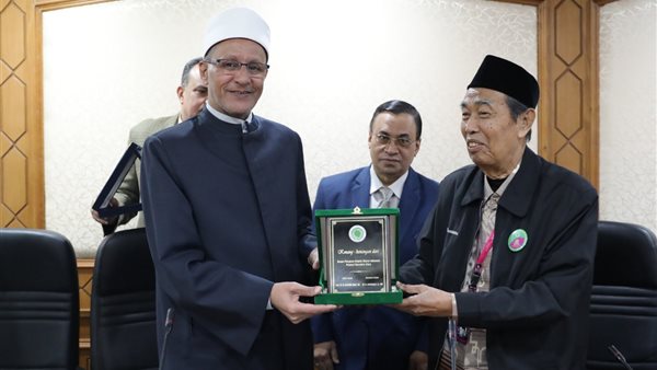 وكيل الأزهر يستقبل وفد علماء مسلمي