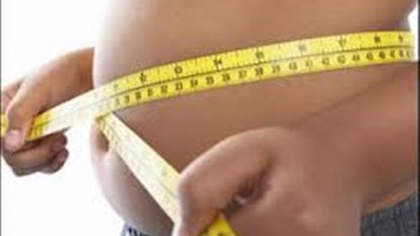 إنقاص الوزن تدريجيا.. استشاري جراحات سمنة يوضح أسرار عمليات التكميم الناجحة 