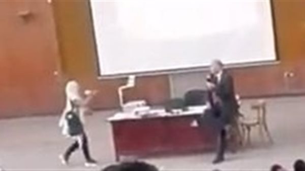 عميد كلية الحقوق بطنطا: الإخوان هم من روجوا إلى التحرض اللفظي بالفتاة.. ونسوا إهانة الأستاذ الجامعي