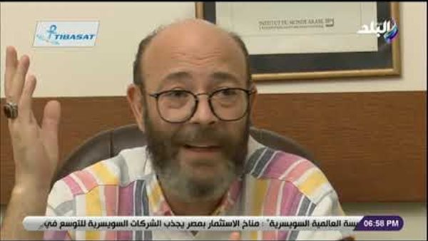 عادل أديب عن خبر وفاة هيثم أحمد زكي : «افتكرت عماد اخويا اللي مات.. ومقدرتش ادفنه» (فيديو)