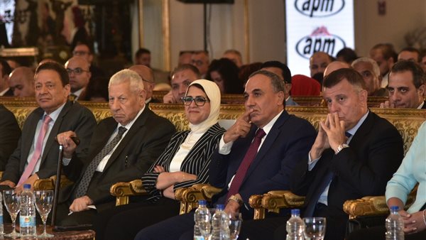 نيابة عن رئيس مجلس الوزراء.. وزيرة الصحة تفتتح جلسة تحديات صناعة الدواء في مصر بمؤتمر ومعرض مؤسسة الأهرام للدواء (صور)