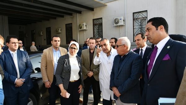 خلال زيارتها لمتابعة تطبيق التأمين الصحي الجديد ببورسعيد.. وزيرة الصحة تشدد على سرعة الانتهاء من أعمال المرحلة الثانية بمستشفى الرمد(صور)