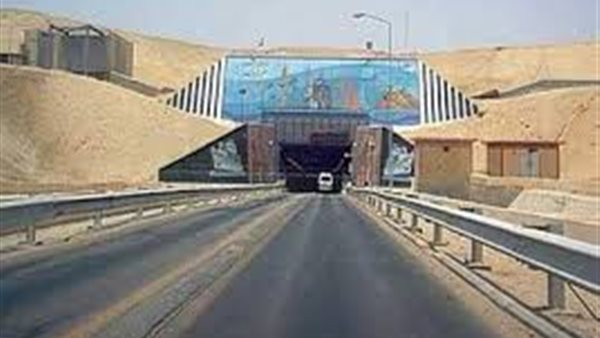 أحمد موسى يكشف تفاصيل جولة «صدى البلد» على طريق شرم الشيخ الجديد.. يختصر المسافة لـ 4 ساعات (فيديو)