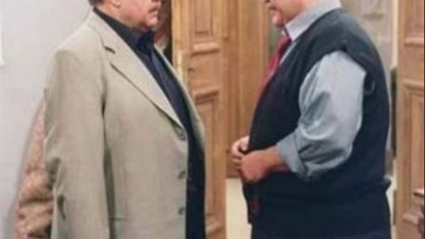 علاء زينهم: يحيى الفخرانى صاحب فضل عليه وطلبنى بالاسم فى 