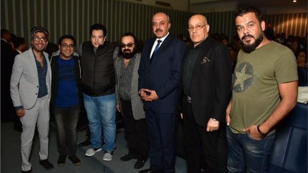 السفارة الروسية وأسرة فيلم 