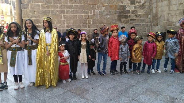 متحف النسيج المصري يحتفل باليوم العالمي للطفل بشارع المعز (صور)