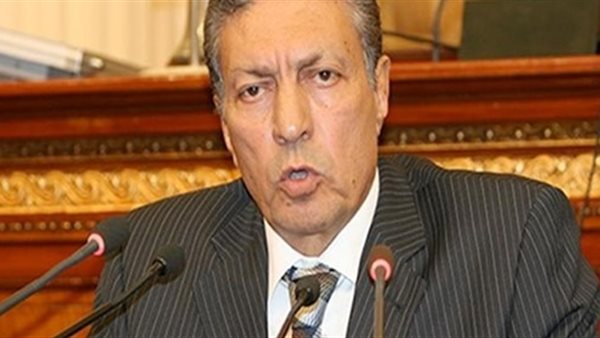 النائب سعد الجمال يجتمع مع محافظ الجيزة لمناقشة حلول مشاكل مركز الصف