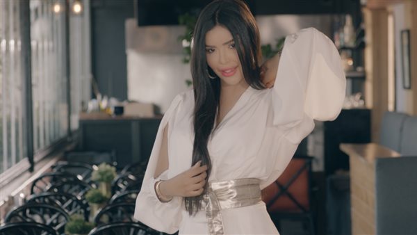 سعادتك .. جديد مروى عيسى مع لايف ستايلز ستوديوز (فيديو)