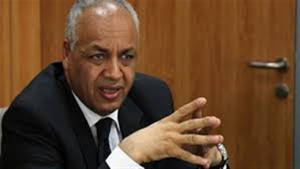 مصطفي بكري : «مؤامرة تحاك ضد مصر كل يوم .. واللي مش شايفها أعمي ومتآمر»(فيديو)