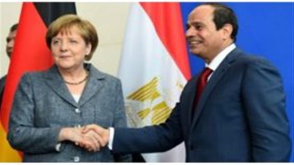 «يحتفظ بصورته مع السيسي فى مكتبه» ..هانى عازر يكشف تفاصيل انبهار رئيس الشركة الالمانية بالرئيس (فيديو)