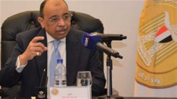 أحمد موسي يشكر وزير التنمية المحلية .. «معلش هتتعب معانا الفترة الجاية» (فيديو)