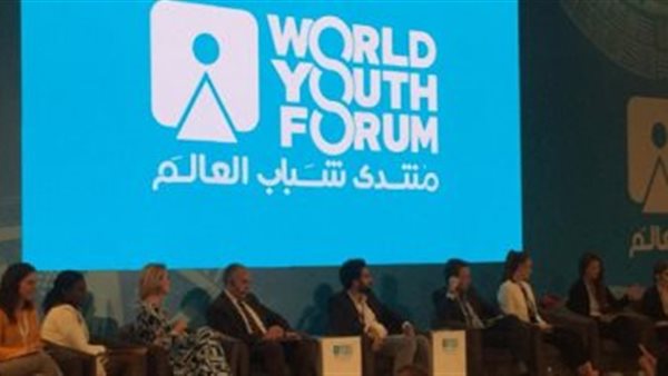 عمرو درويش : روسيا وكرواتيا والمغرب والبحرين طلبوا نقل تجربة منتدي الشباب لبلادهم | فيديو