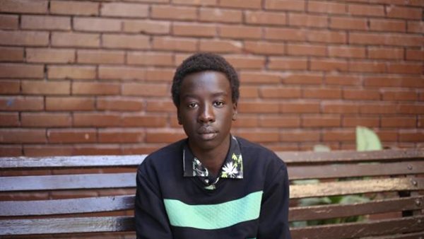 الطفل جون ضحية التنمر : الحادث كان سيء لكنه تحول إلى خير | فيديو