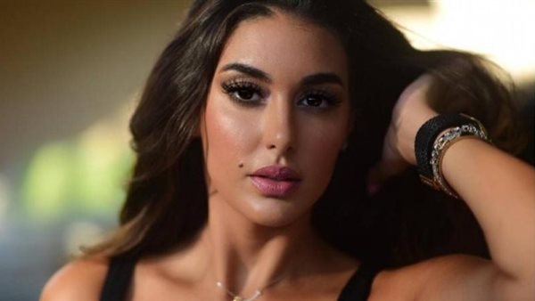 بإطلالة مميزة..ياسمين صبري تستعرض رشاقتها بصورة جديدة